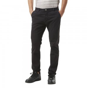 Von Dutch Coast Cotton Chino with Embroidered Patch on the Back Men Pants Black | US-BHUGIV935