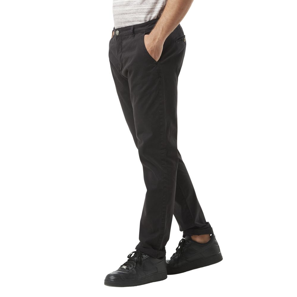 Von Dutch Coast Cotton Chino with Embroidered Patch on the Back Men Pants Black | US-BHUGIV935