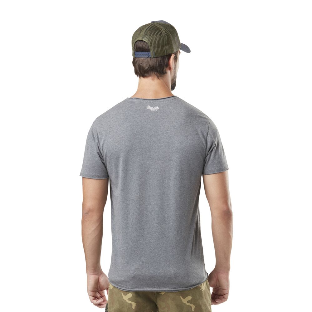 Von Dutch V-neck With Print Under The Pocket Vond Men T-Shirt Grey | US-EMJHKU031